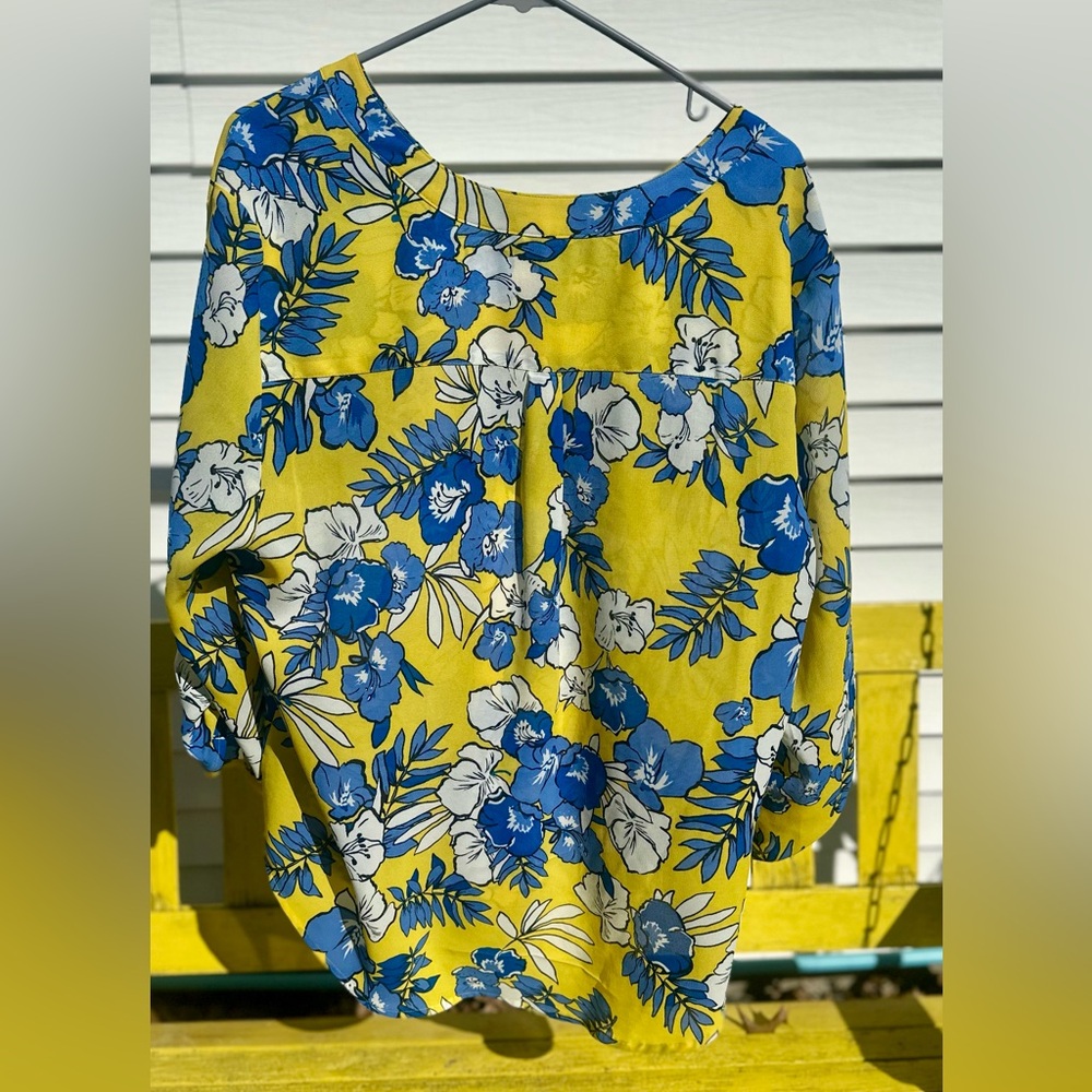 Ruby Rd. Blue & Yellow Tropical Floral Button Down Blouse XL - Picture 5 of 9
